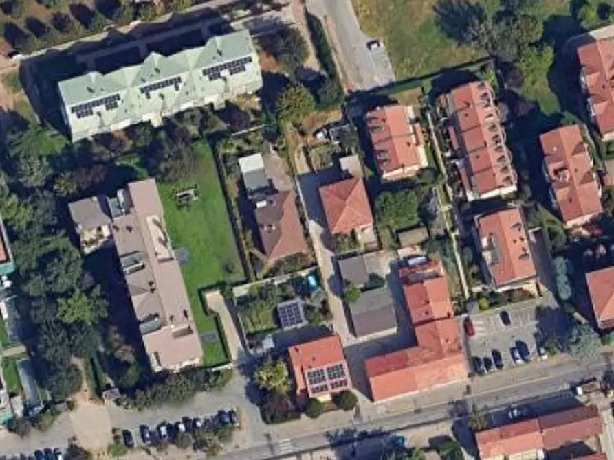 Immagine 37 di Villa in vendita  in Via Italia  a Muggiò