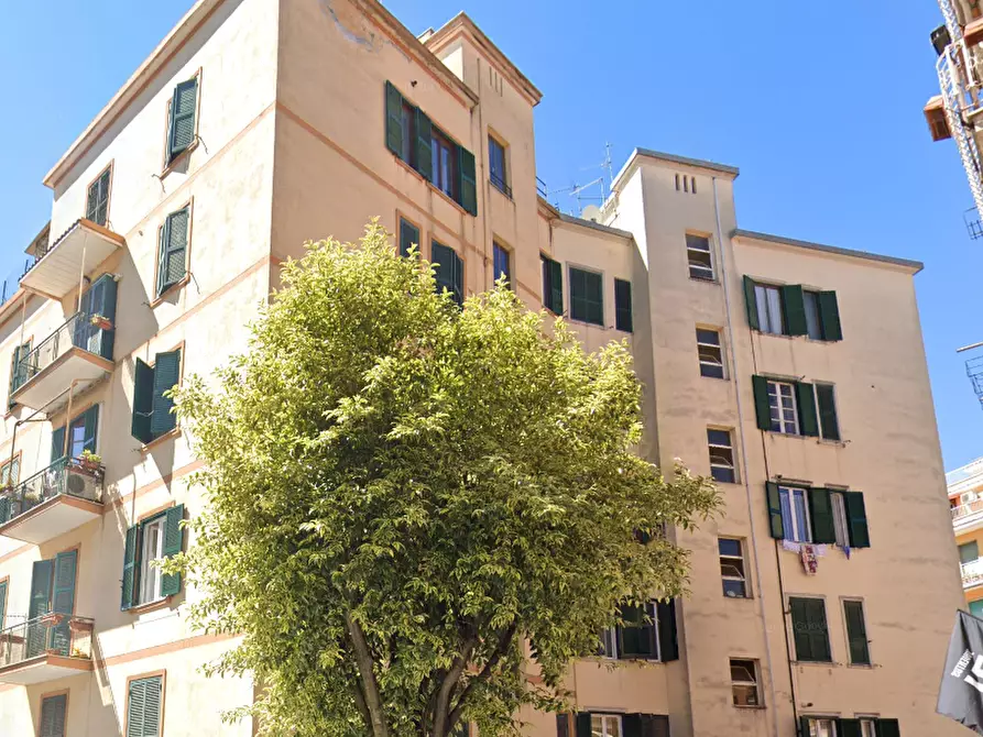 Immagine 7 di Appartamento in vendita  in Via dei Narcisi a Roma