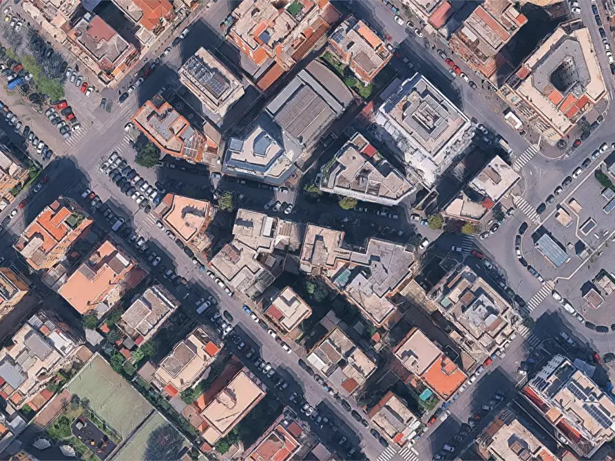 Immagine 13 di Appartamento in vendita  in Via dei Narcisi a Roma