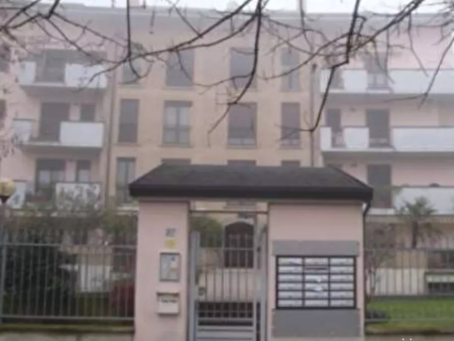 Immagine 4 di Appartamento in vendita  in Via Maddalena di Canossa a Magenta