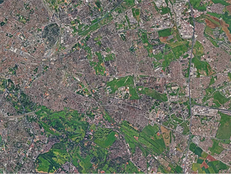 Immagine 9 di Negozio in vendita  in Via Marco Carellario a Roma