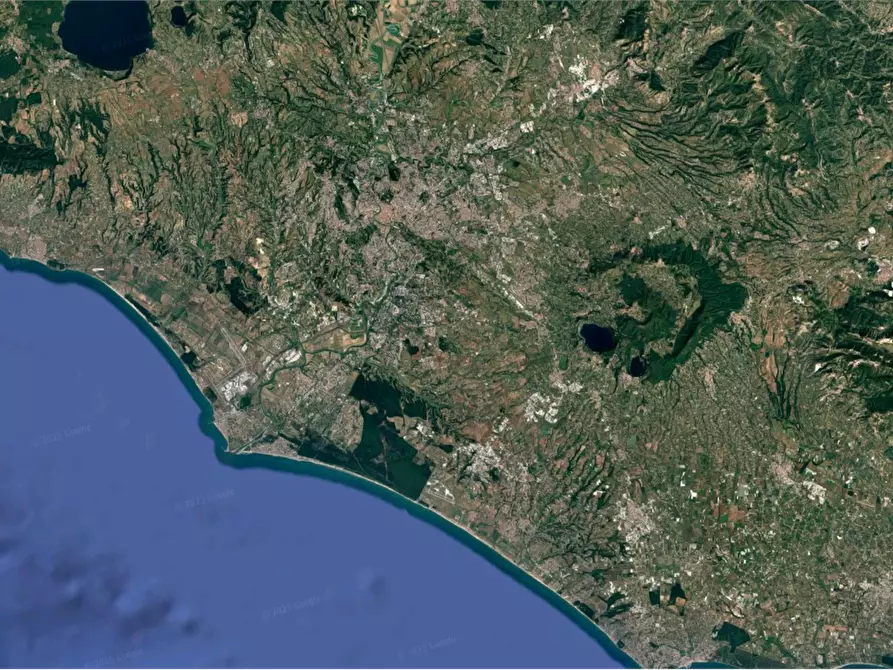 Immagine 11 di Negozio in vendita  in Via Marco Carellario a Roma