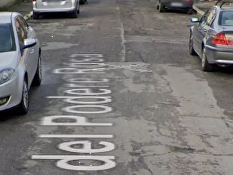 Immagine 8 di Appartamento in vendita  in Via del Podere Rosa a Roma