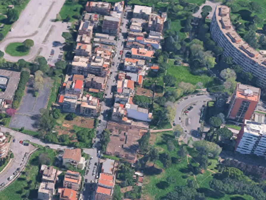 Immagine 11 di Appartamento in vendita  in Via del Podere Rosa a Roma