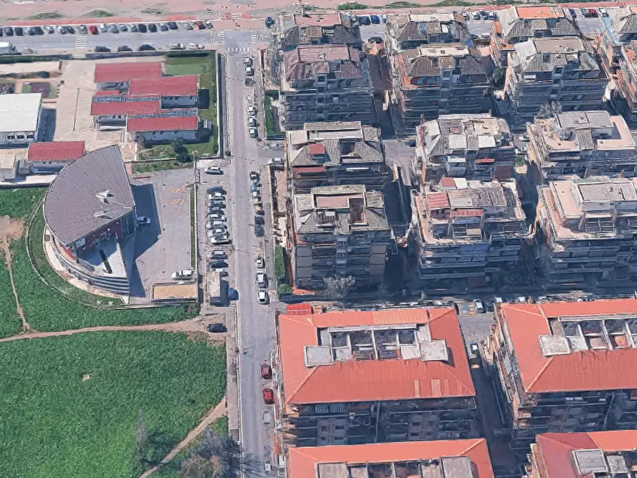 Immagine 11 di Appartamento in vendita  in Viale del Sommergibile a Roma