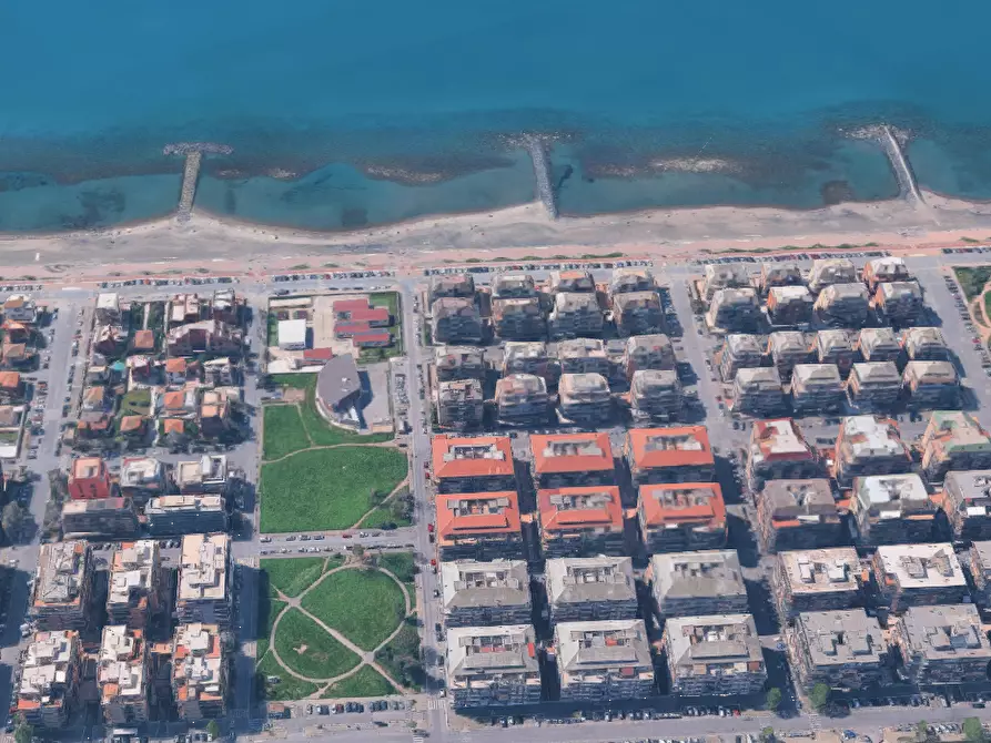 Immagine 13 di Appartamento in vendita  in Viale del Sommergibile a Roma