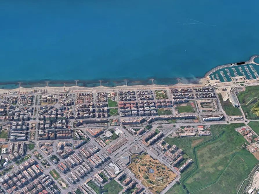 Immagine 17 di Appartamento in vendita  in Viale del Sommergibile a Roma