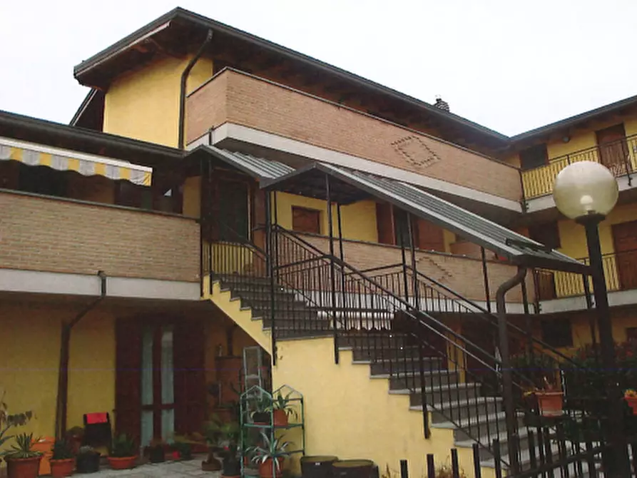 Immagine 1 di Appartamento in vendita  in Via Barone E. Leonino  a Truccazzano