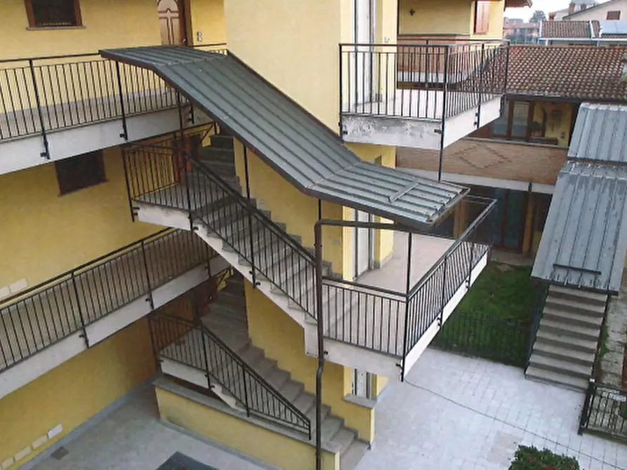Immagine 3 di Appartamento in vendita  in Via Barone E. Leonino  a Truccazzano