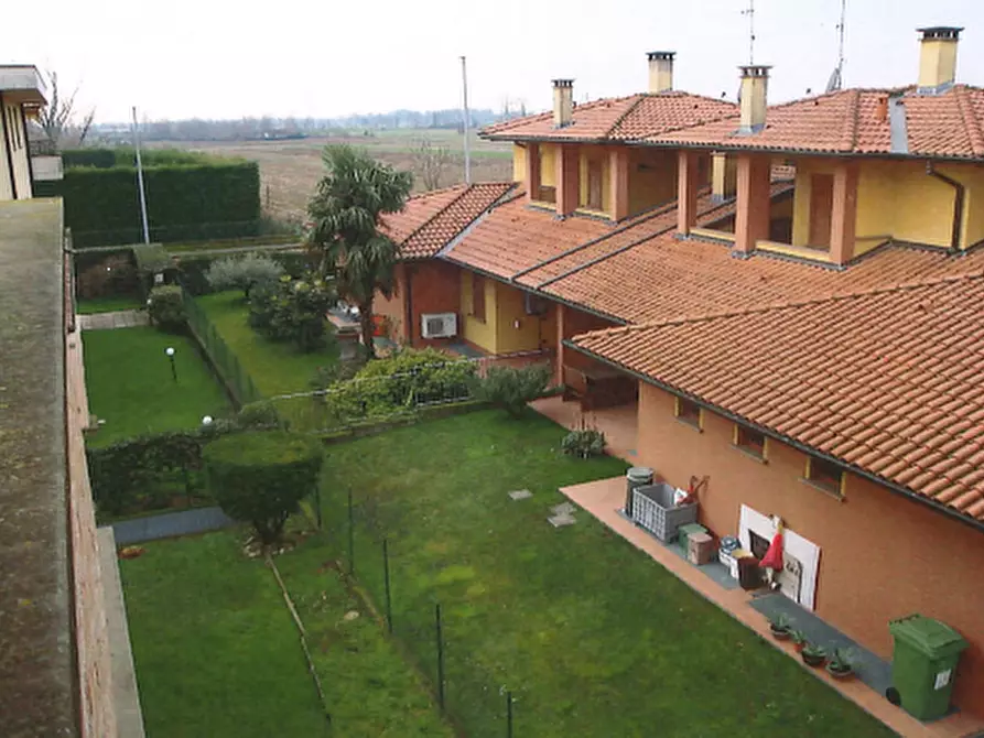 Immagine 10 di Appartamento in vendita  in Via Barone E. Leonino  a Truccazzano