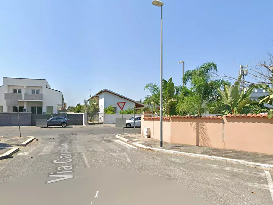 Immagine 13 di Garage in vendita  in Via Pietro Romani a Roma