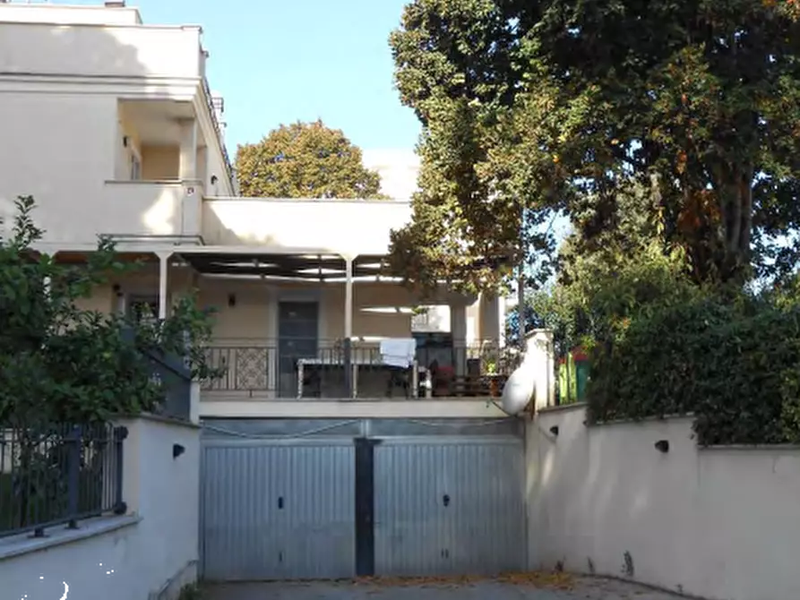 Immagine 16 di Appartamento in vendita  in Via Achille Grandi a Genzano Di Roma