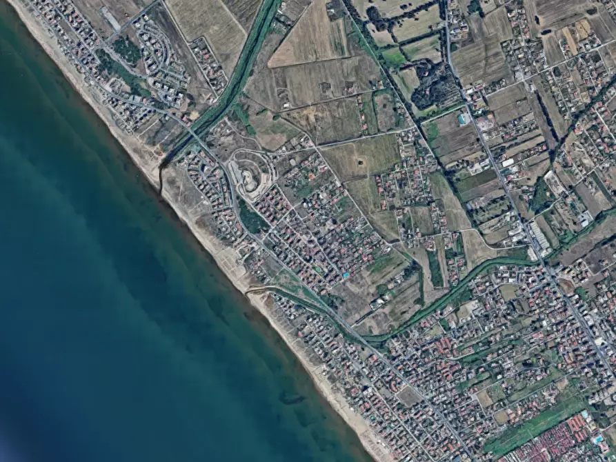 Immagine 4 di Appartamento in vendita  in Via Ascoli Piceno a Ardea