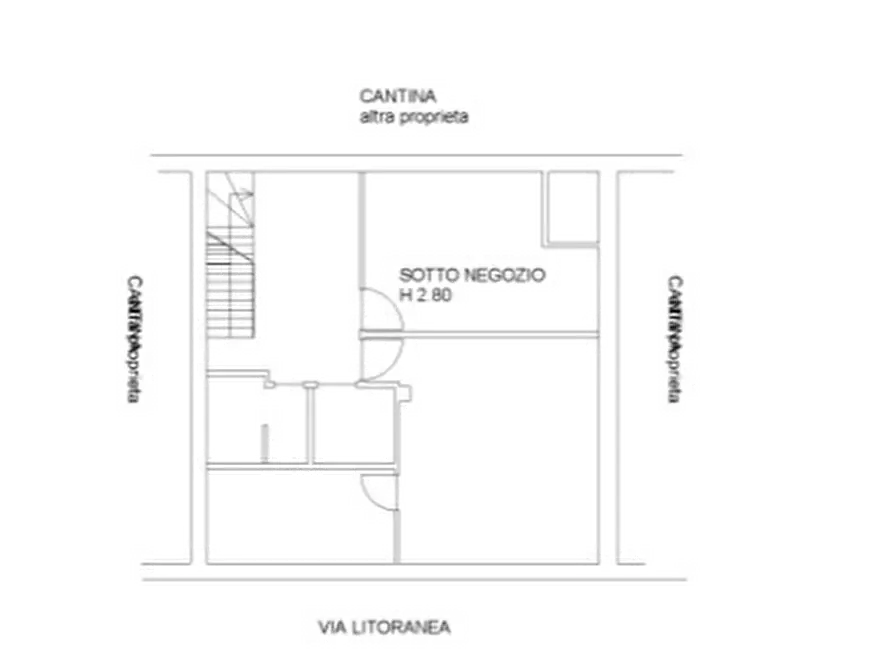 Immagine 4 di Negozio in vendita  in Lungomare degli Ardeatini a Ardea