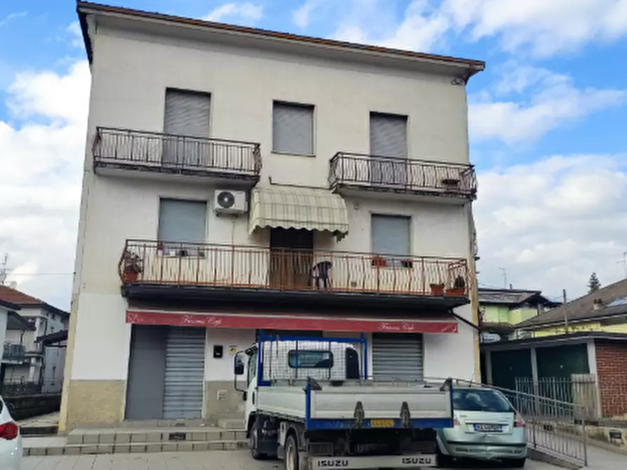 Immagine 2 di Appartamento in vendita  in Via Albegno a Dalmine