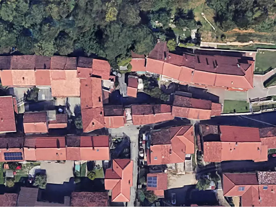 Immagine 15 di Casa indipendente in vendita  in Via Destefanis a Front