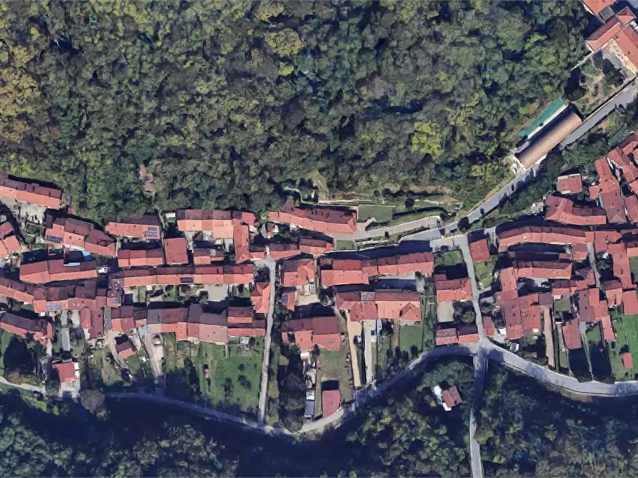 Immagine 16 di Casa indipendente in vendita  in Via Destefanis a Front