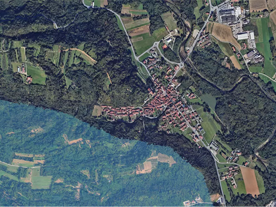 Immagine 23 di Casa indipendente in vendita  in Via Destefanis a Front