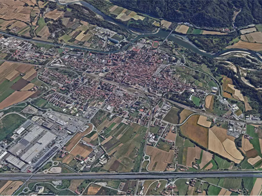 Immagine 10 di Appartamento in vendita  in Via Montanaro a Chivasso