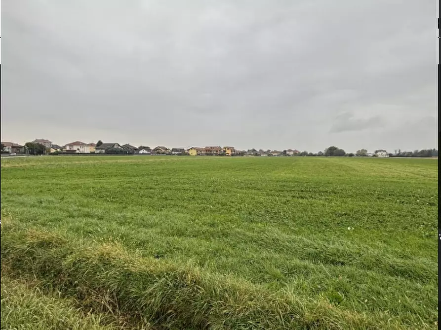 Immagine 2 di Terreno agricolo in vendita  in Via San Francesco d’Assisi a San Maurizio Canavese