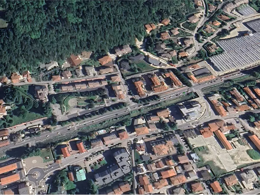 Immagine 3 di Ufficio in vendita  in Piazzale Mariano Rumor a Chiampo