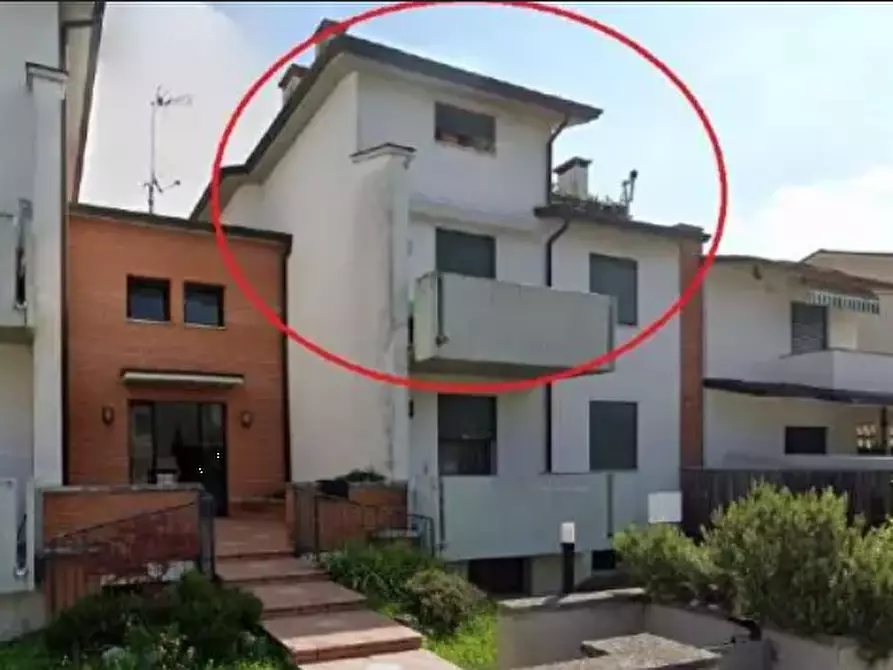 Immagine 1 di Appartamento in vendita  in Via Firenze  a Torri Di Quartesolo