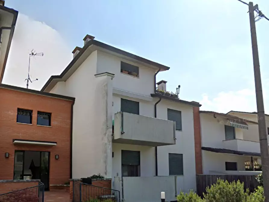 Immagine 3 di Appartamento in vendita  in Via Firenze  a Torri Di Quartesolo