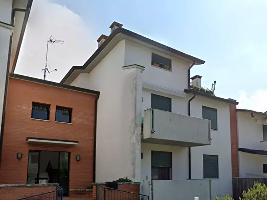 Immagine 6 di Appartamento in vendita  in Via Firenze  a Torri Di Quartesolo