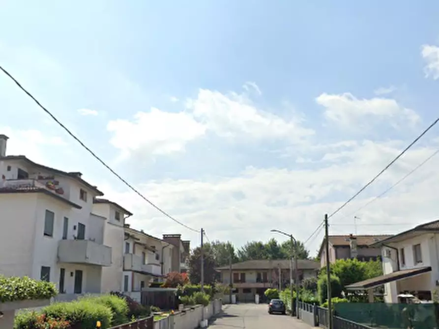 Immagine 9 di Appartamento in vendita  in Via Firenze  a Torri Di Quartesolo