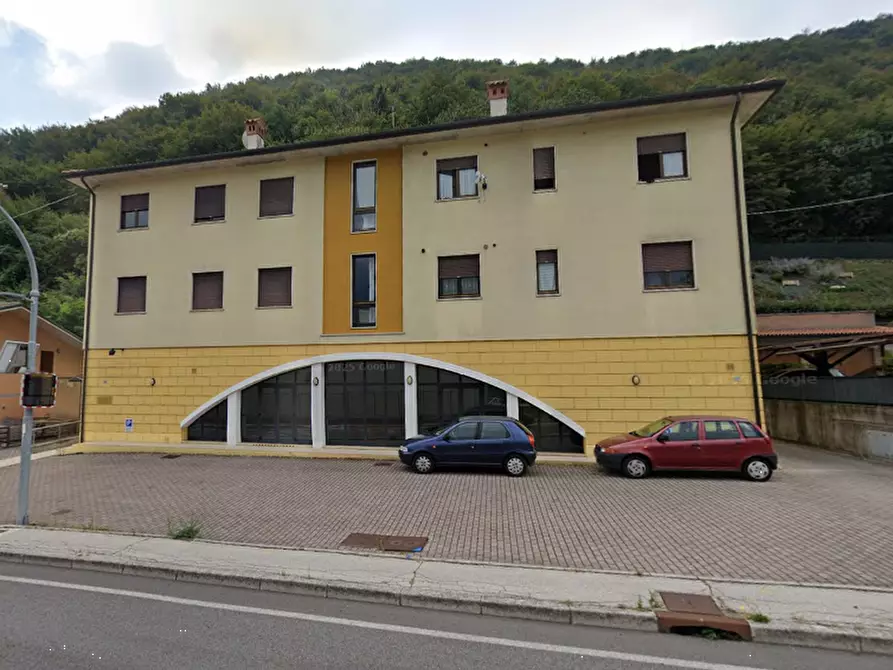 Immagine 10 di Appartamento in vendita  in Via Alessandro Rossi a Piovene Rocchette