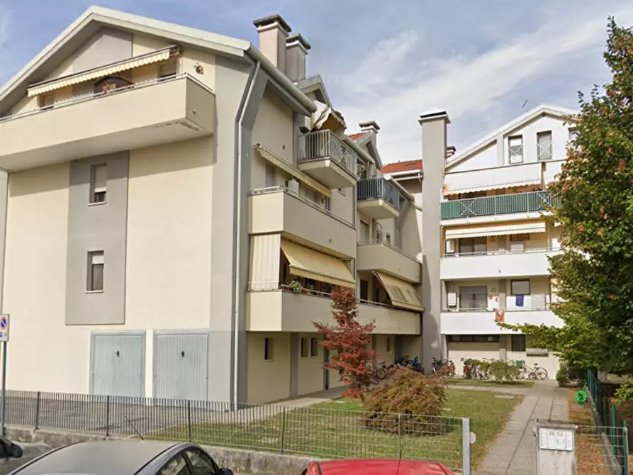 Immagine 8 di Appartamento in vendita  in Via Aldo Moro a Portogruaro