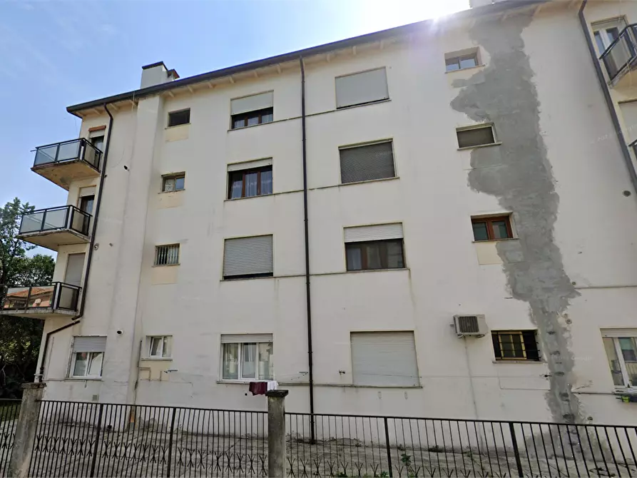 Immagine 8 di Appartamento in vendita  in Via Nicolò Vergottini a Venezia