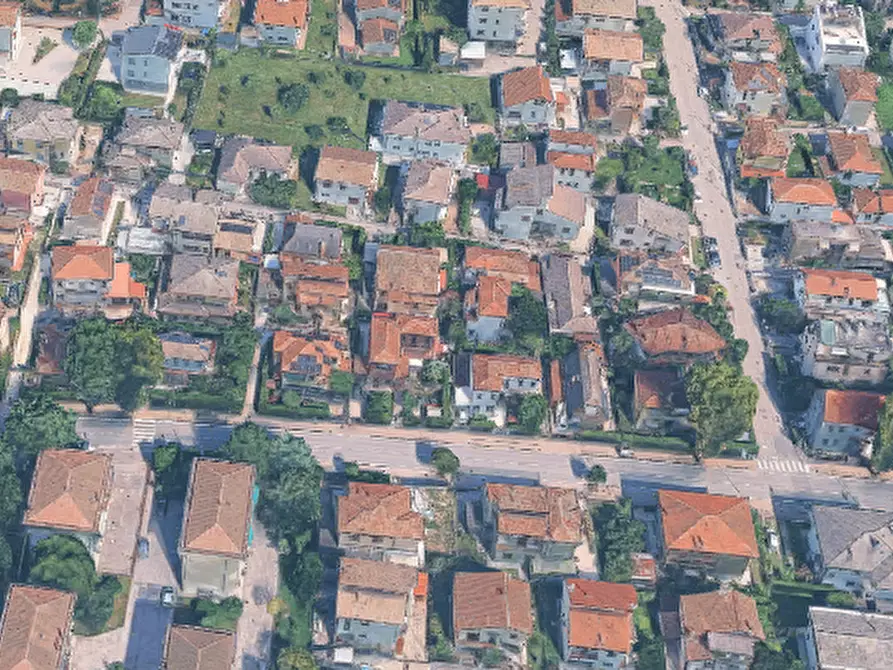 Immagine 3 di Porzione di casa in vendita  in Via Annia a Venezia