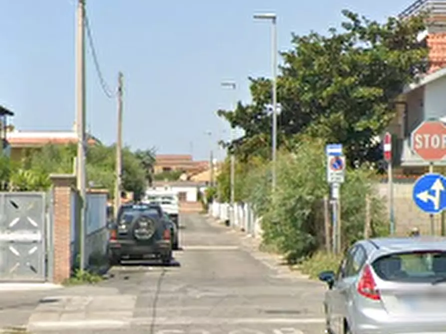 Immagine 11 di Appartamento in vendita  in Via Cefalù a Pomezia