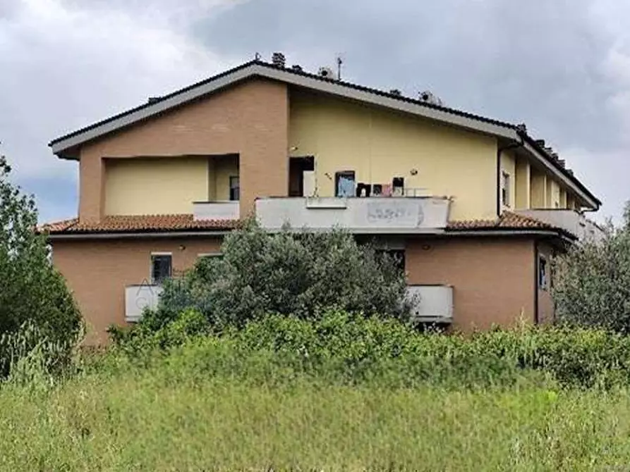 Immagine 1 di Appartamento in vendita  in Via Riola Sardo a Roma