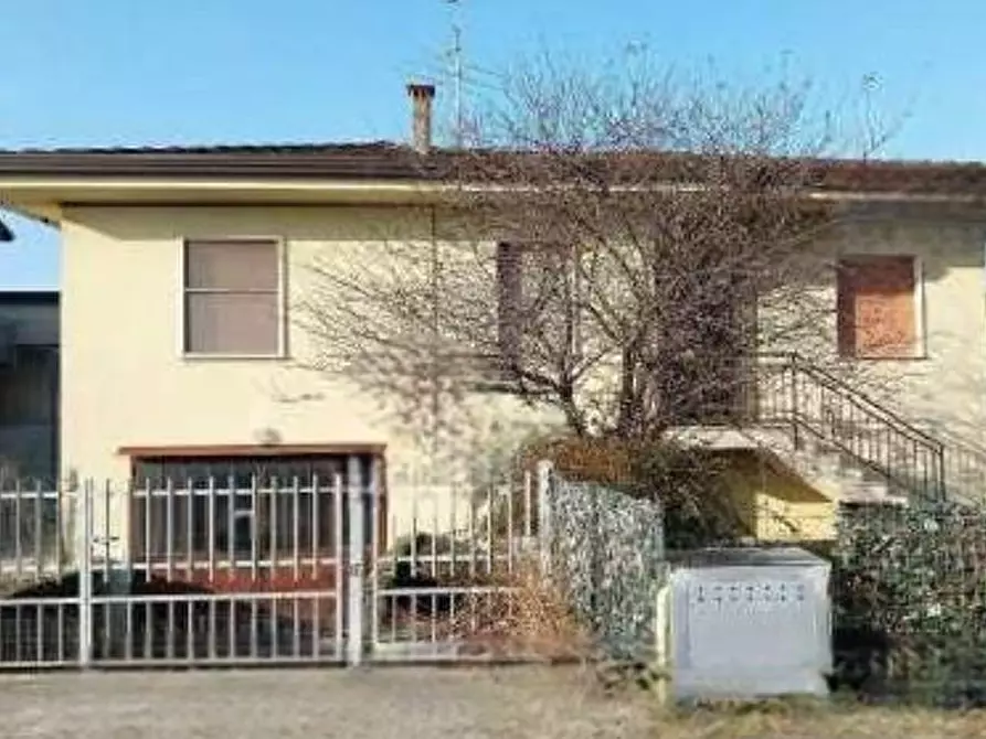 Immagine 4 di Casa indipendente in vendita  in Via Paolo Sesto a Acquafredda