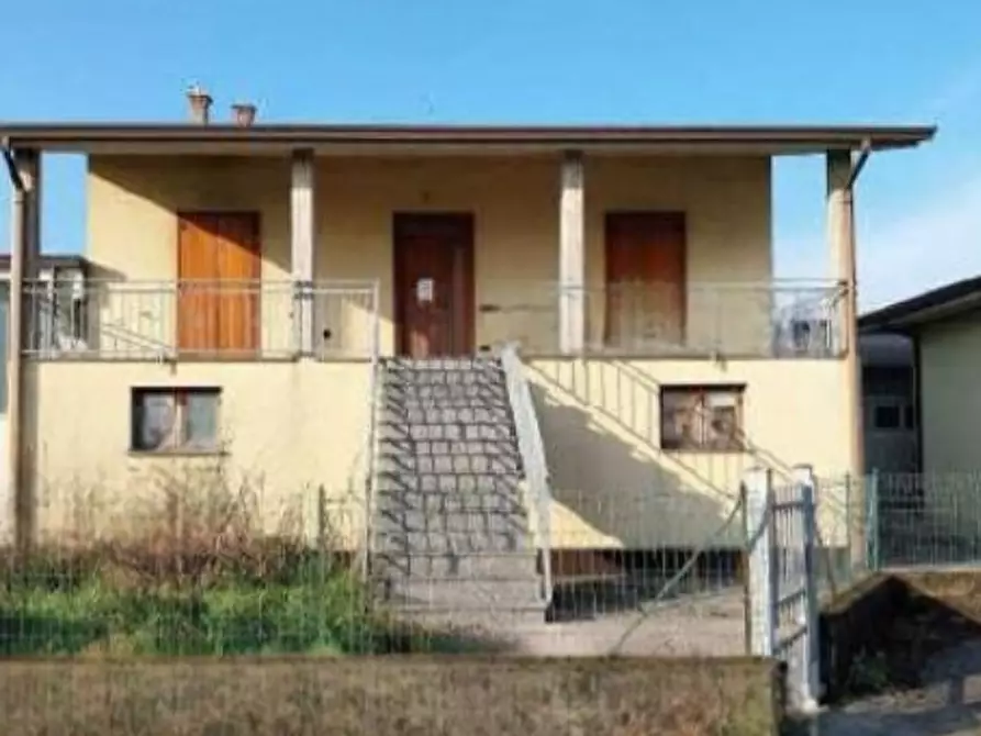 Immagine 4 di Casa indipendente in vendita  in Via Paolo Sesto a Acquafredda