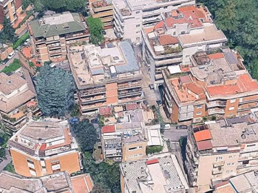 Immagine 10 di Appartamento in vendita  in Via Bernardo Blumenstihl a Roma