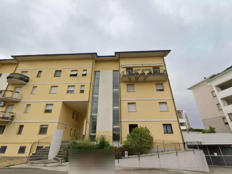 Immagine 6 di Magazzino in vendita  in Via Cherchi a Parma