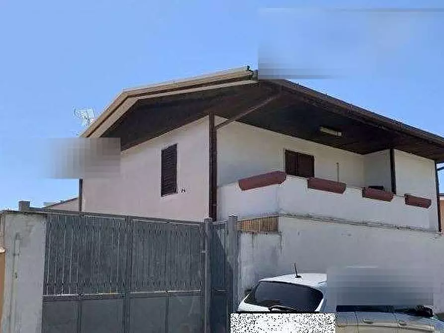 Immagine 2 di Porzione di casa in vendita  in Via Francesco Salvolini a Roma