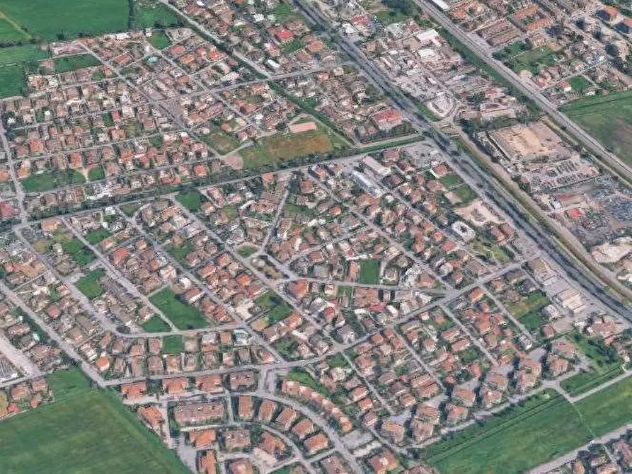 Immagine 16 di Porzione di casa in vendita  in Via Francesco Salvolini a Roma