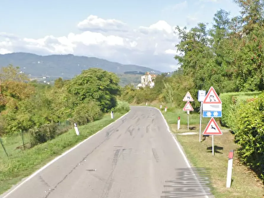 Immagine 10 di Villa in vendita  in Via Ciro Menotti a Reggello