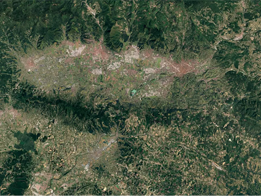 Immagine 13 di Garage in vendita  in Via del Maggino a Campi Bisenzio