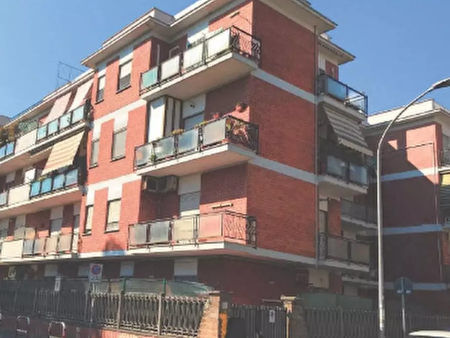 Immagine 9 di Appartamento in vendita  in Via Zara a Pomezia