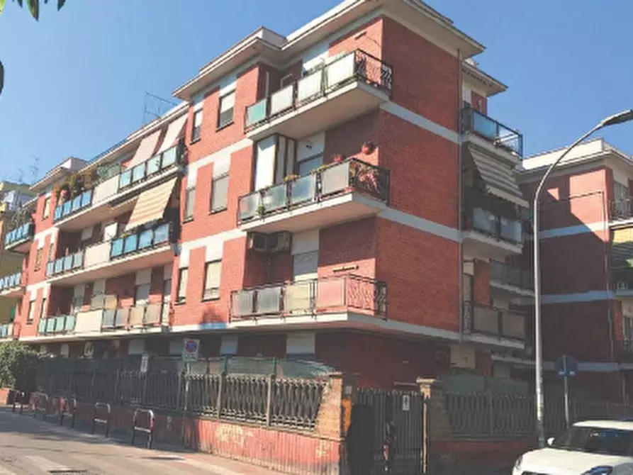 Immagine 11 di Appartamento in vendita  in Via Zara a Pomezia