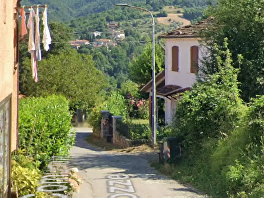 Immagine 10 di Casa indipendente in vendita  in Via Ceraio a Vernio