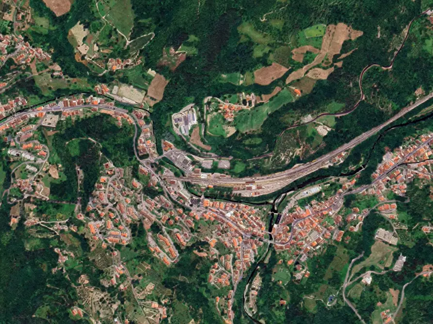 Immagine 13 di Casa indipendente in vendita  in Via Ceraio a Vernio