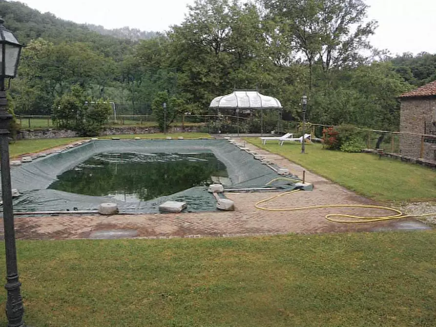 Immagine 10 di Stabile in vendita  in Via Pimonte  a Barberino Di Mugello