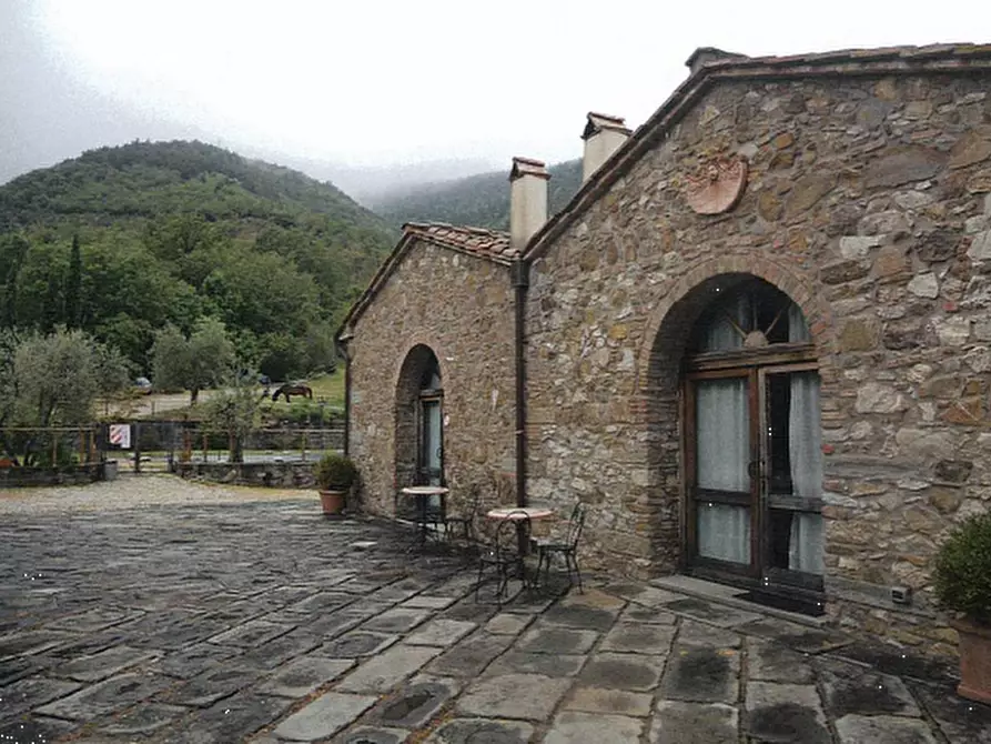 Immagine 1 di Stabile in vendita  in Via Pimonte  a Barberino Di Mugello