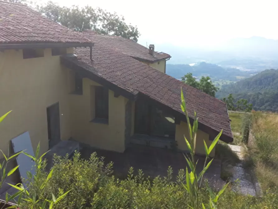 Immagine 6 di Casa indipendente in vendita  in Dozio  a Valgreghentino